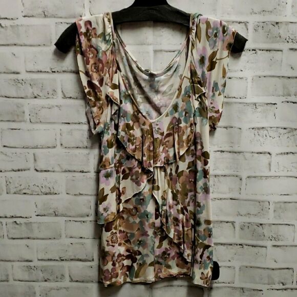 Lauren conrad top  - Picture 1 of 3